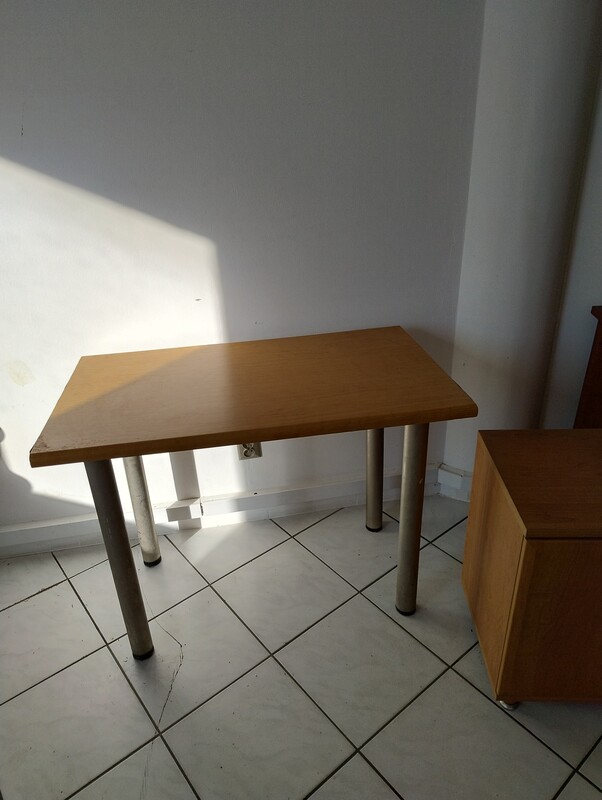 Elbląg Sprzedam meble biurowe, cena do uzgodnienia.