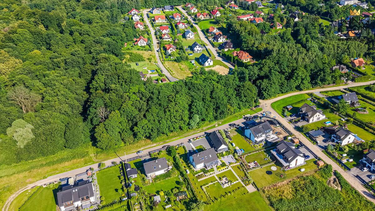 Elbląg KINGDOM NIERUCHOMOŚCI BLISKO CIEBIENOWOCZESNY, WOLNOSTOJĄCY DOM Z GARAŻEMNA DUŻEJ I PIĘKNIE ZAGOSPODAROWANEJ