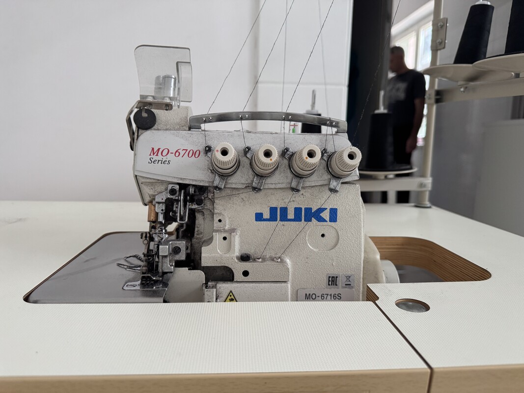 Elbląg OVERLOCK 5- NITKOWY YUKI MO-6700