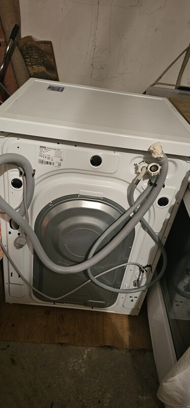 Elbląg Sprzedam pralkę Samsung zakupioną 3 lata temu model WW80T554DAE
Stan bardzo dobry.