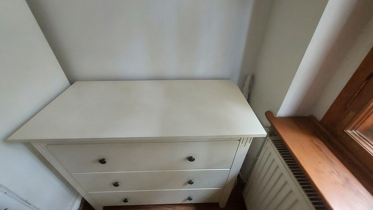 Elbląg Piekna biała komoda