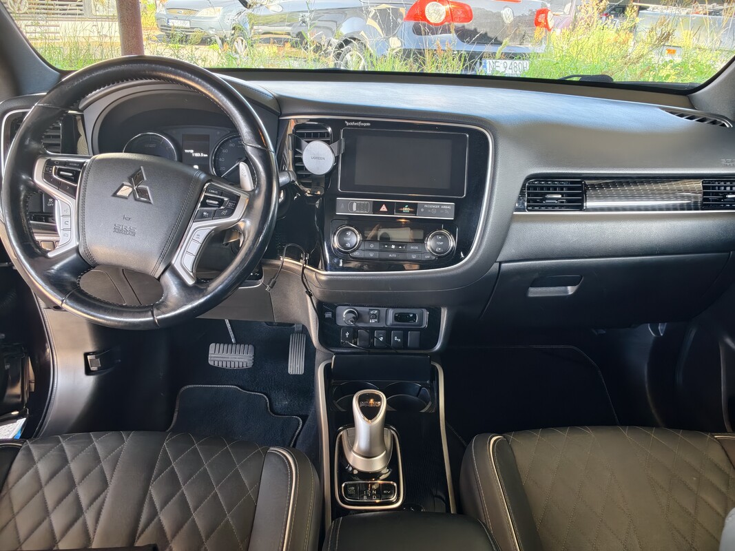 Elbląg Mitsubishi Outlander 2.4 phev 2019 rok 153 tyś. km.