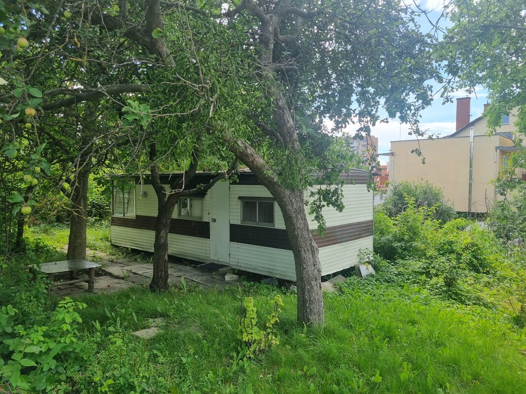 Elbląg Sprzedam działkę ROD przy ul. Kościuszki 46 Powierzchnia: 330 mkw | Prąd | Przyczepa kempingowa | Drewniany