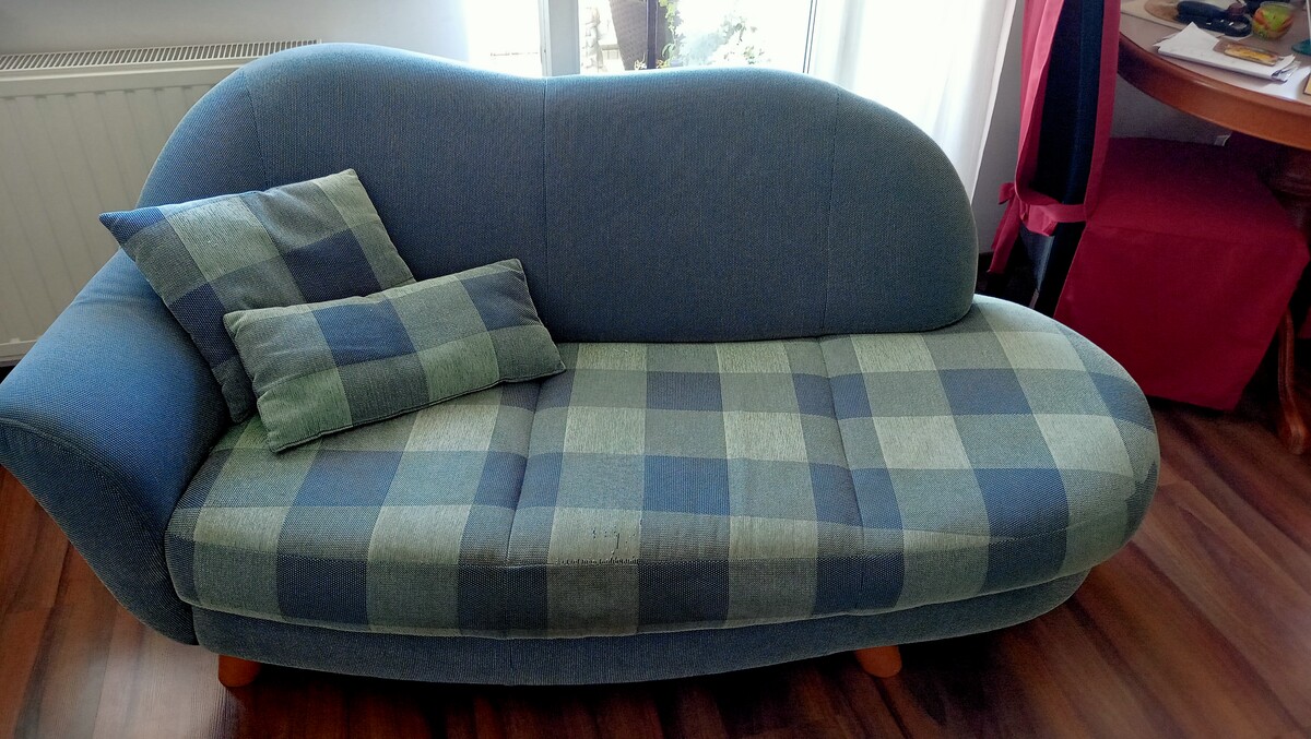 Elbląg Kanapa
Kanapa -siedzisko do wyprania, reszta super.