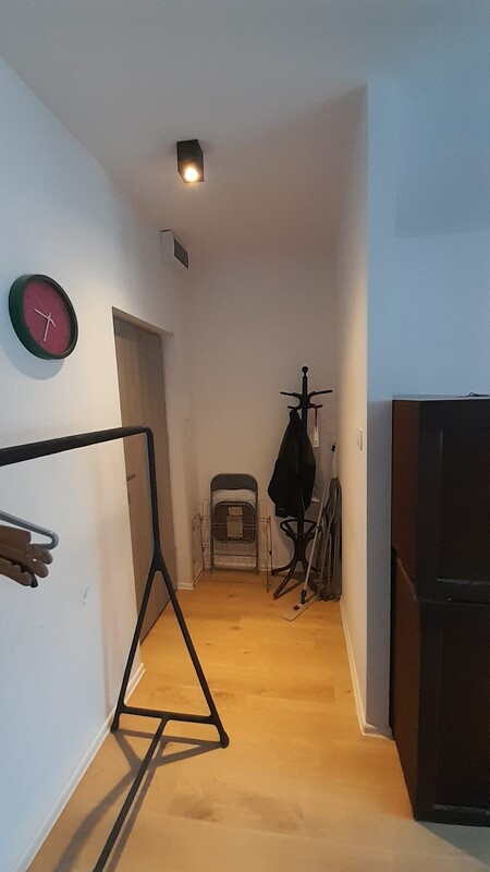 Elbląg Wynajmę kawalerkę przy ulicy Szpitalnej (okolice placu Słowiańskiego). Powierzchnia 28m2.Usytuowana na