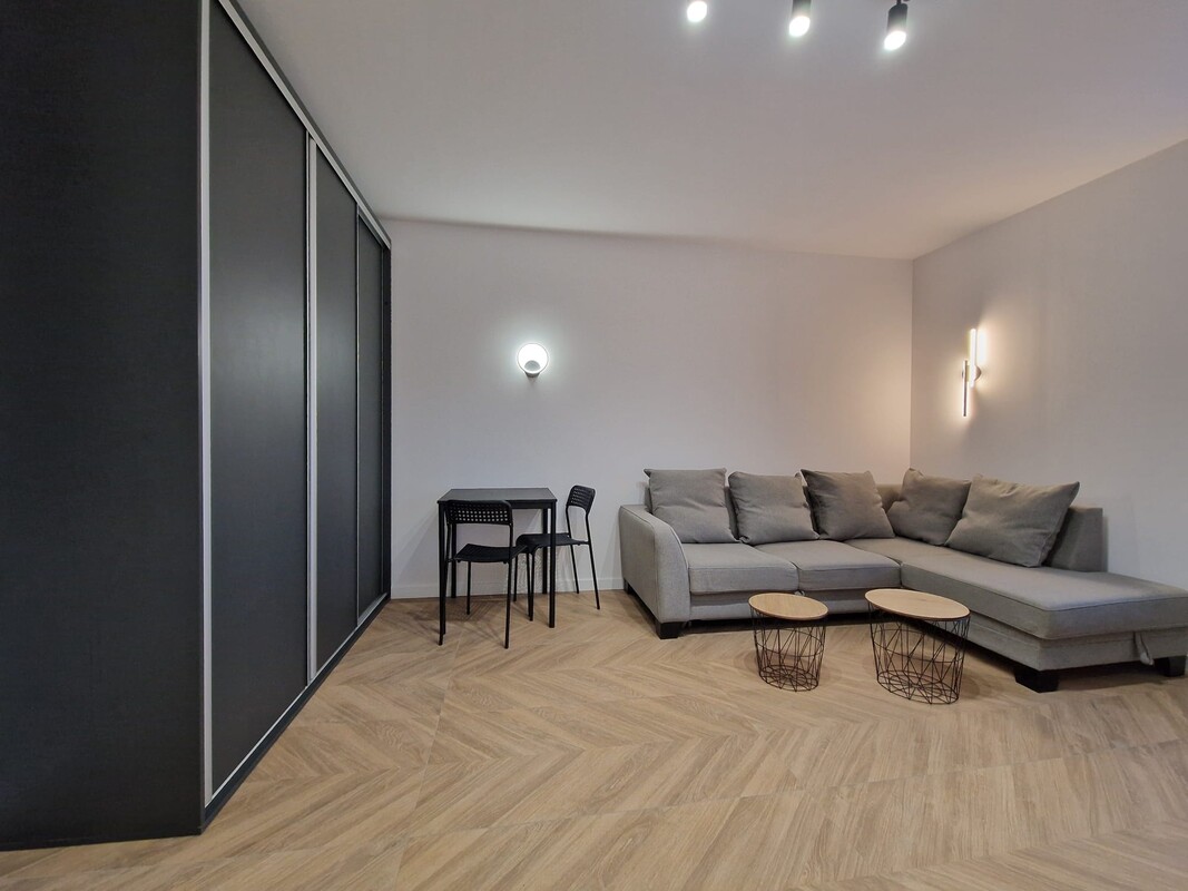 Elbląg Wynajmę kawalerkę po remoncie, 1 piętro, centrum Elbląga