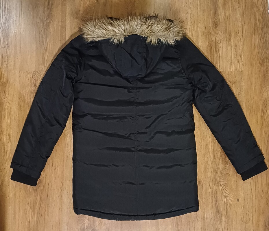 Elbląg NOWA
kurtka zimowa H& M męska chłopięca rozmiar 164,bardzo ciepła lekka, odpinany kaptur, stan nowy idealny