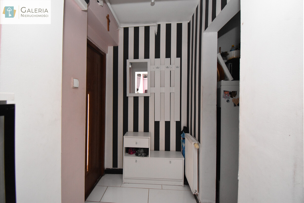 Elbląg GALERIA NIERUCHOMOŚCIZ pasji i miłości do nieruchomościNa sprzedaż: Dwa pokoje z prywatnym wejściem i