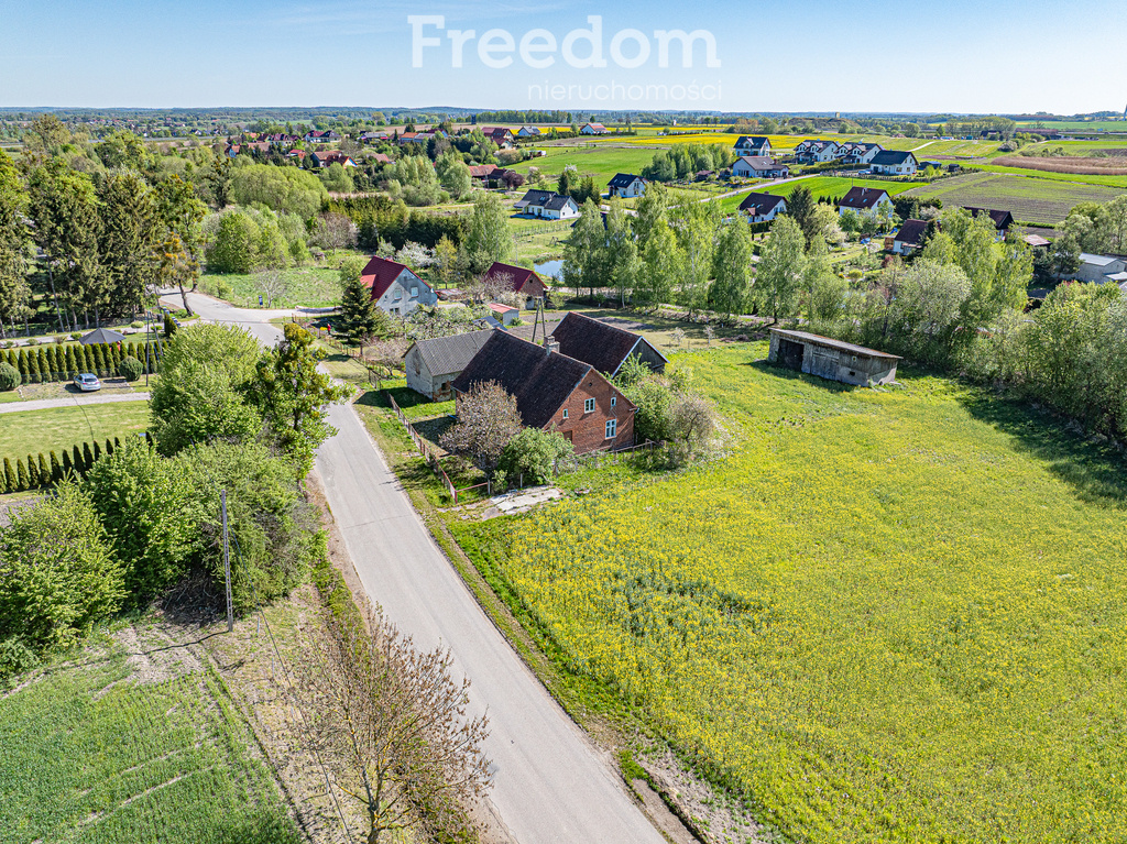 Elbląg FREEDOM NIERUCHOMOŚCISprzedam dom - Nowa wieś. Na nieruchomość składa się dom z czerwonej cegły oraz