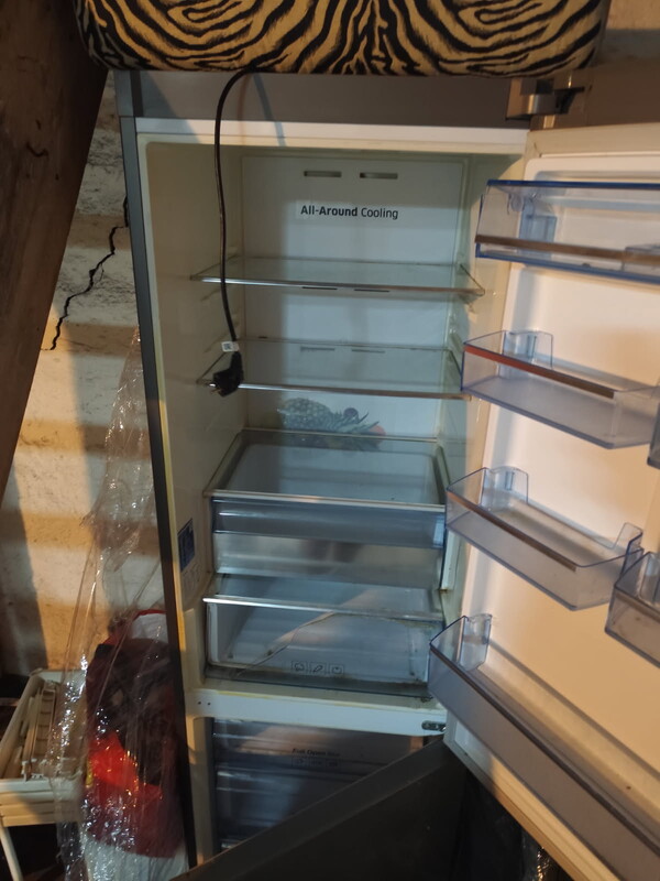 Elbląg Sprzedam lodówkę Samsung Air Fresh. .. sama się rozmraża. .. 4letnia stan bardzo dobry. .. Możliwość transportu