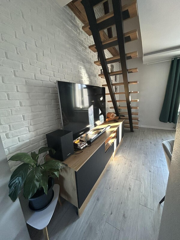 Elbląg Na sprzedaż dwupoziomowe mieszkanie w kamienicy.