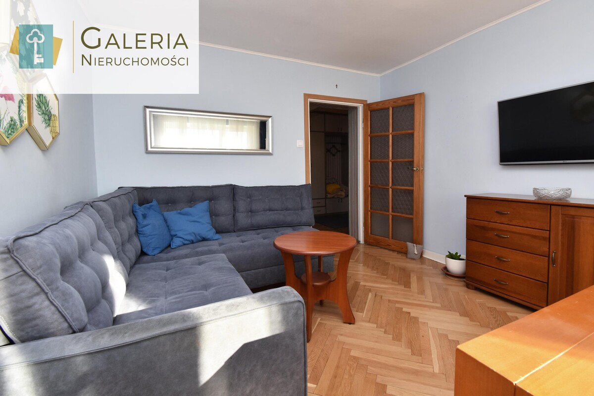 Elbląg GALERIA NIERUCHOMOŚCIZ pasji i miłości do nieruchomościNa sprzedaż: Trzy pokoje, balkon, świetna