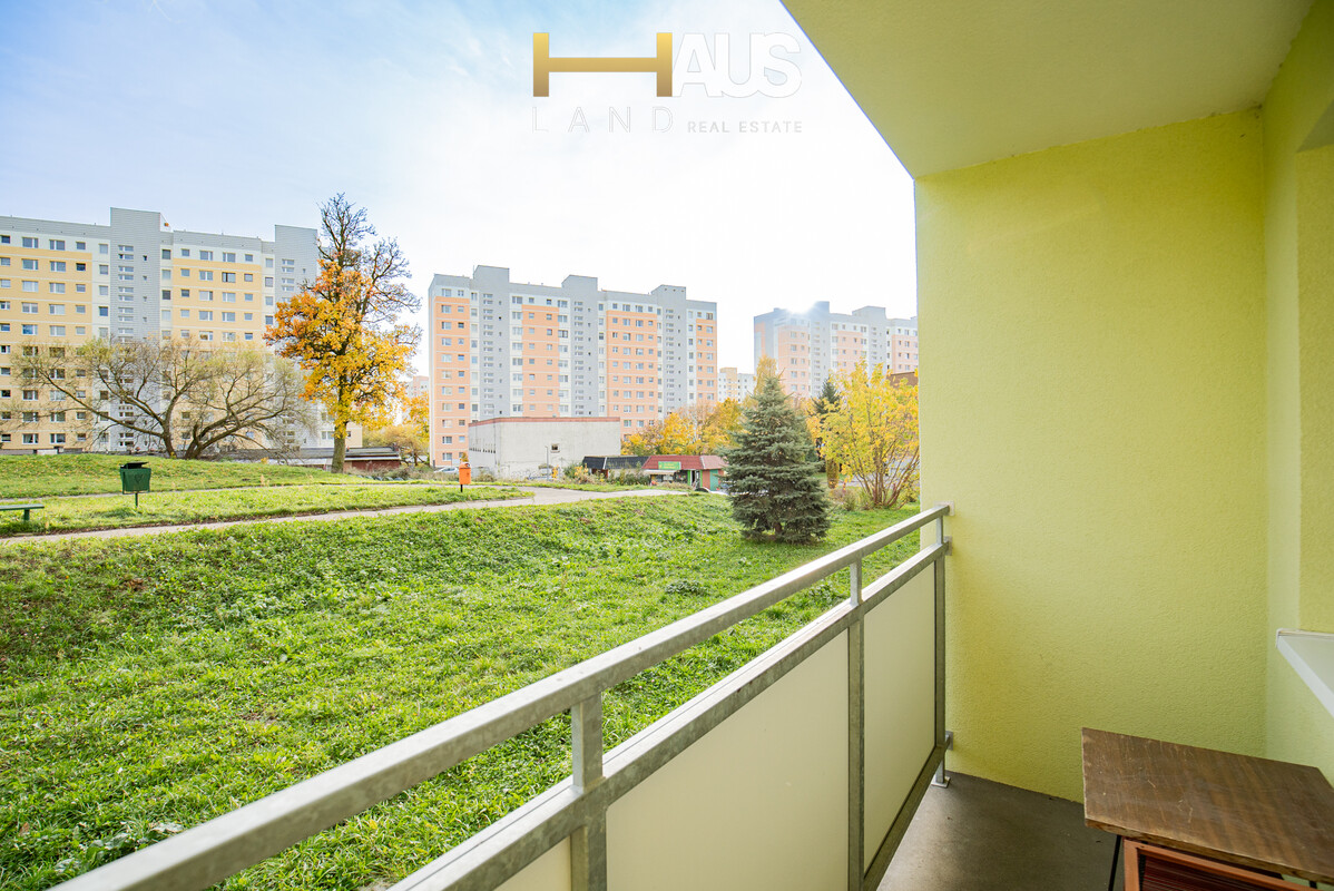 Elbląg DZIEŃ OTWARTY 08.11.2025r (SOBOTA)ELBLĄG, UL. ANDERSA ZAWADA  PARTER  5 POKOI, OSOBNA KUCHNIA