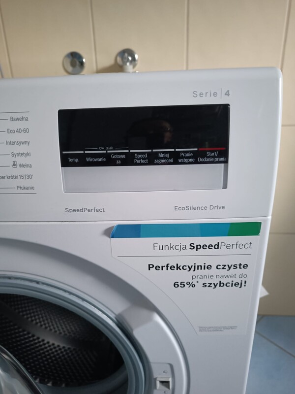 Elbląg Pralka Bosch na gwarancji, stan bardzo dobry, mało używana ( 2 dorosłe osoby) 8 kg, 1400 obrotów. Odbiór