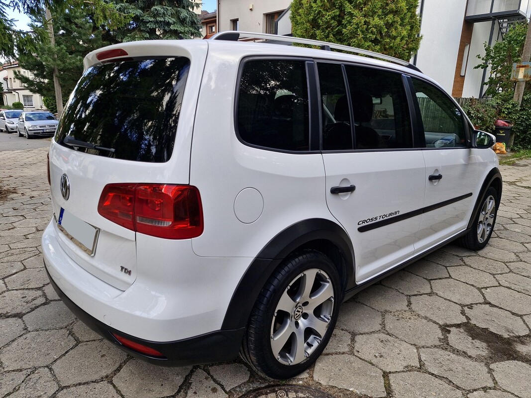 Elbląg Volkswagen Touran Cross1.6 TDIModel 2014KlimatronikAlufelgiKupiony w Polskim Salonie