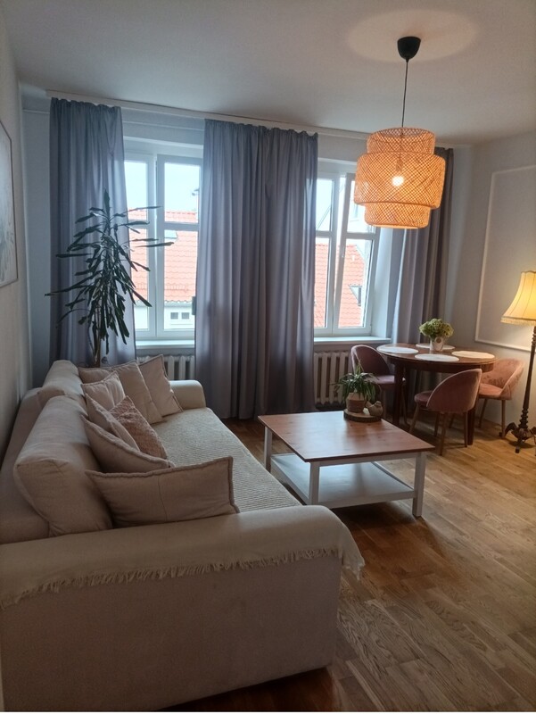 Elbląg Wynajmę mieszkanie 54m2 centralne z miasta ul. Polna Wynajmę mieszkanie, preferowane osoby mundurowe, bez