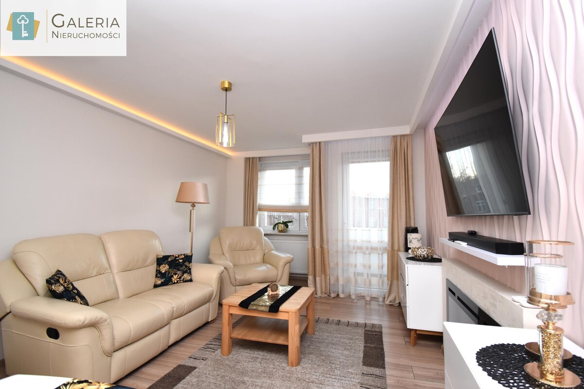 Elbląg GALERIA NIERUCHOMOŚCIZ pasji i miłości do nieruchomościNa sprzedaż: Gotowe do wprowadzenia- 3 pokoje z klimatem