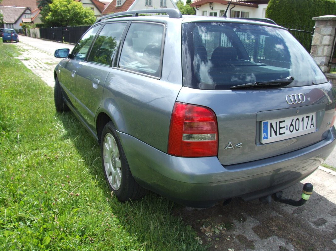Elbląg 🚗 AUDI A4 B5 KOMBI – 1.6 BENZYNA, 102 KM, 2001 r. Idealny samochód rodzinny w świetnej cenie!