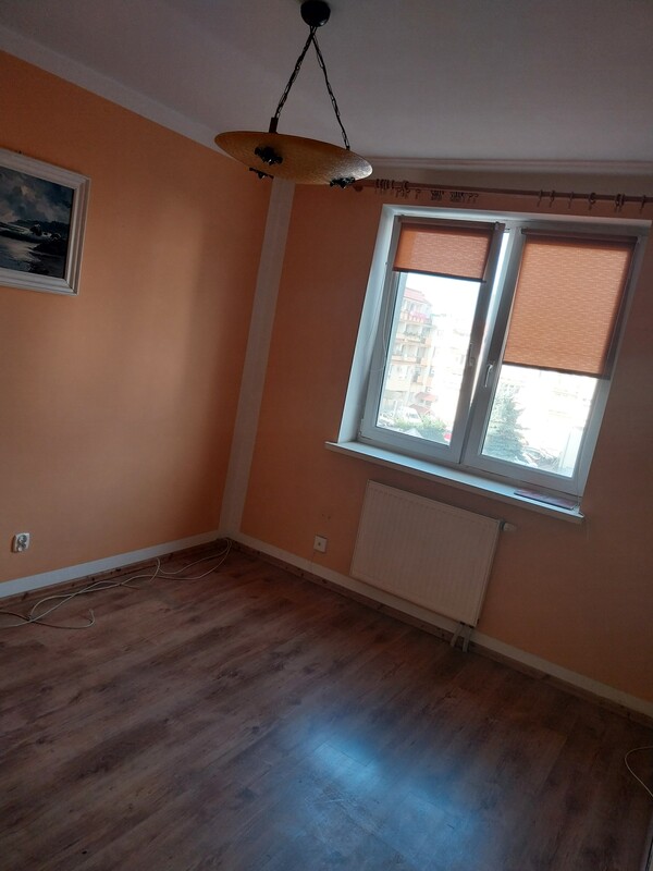 Elbląg Sprzedam przestronne, własnościowe mieszkanie 3 pokojowe z balkonem w centrum.