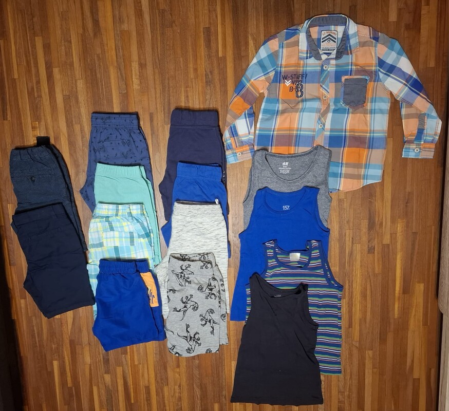 Elbląg Paka ubrań dla chłopca w rozmiarze 110/116.Ubrania marki H& M, Sinsay, Lupilu, C& A, Pepco:
- 15 sztuk