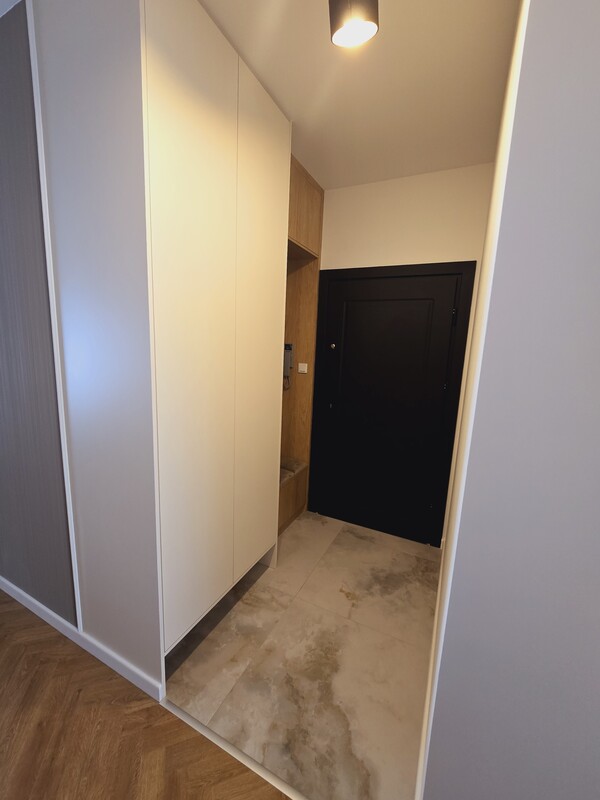 Elbląg Nowoczesne mieszkanie w sercu Starego Miasta – cisza, komfort