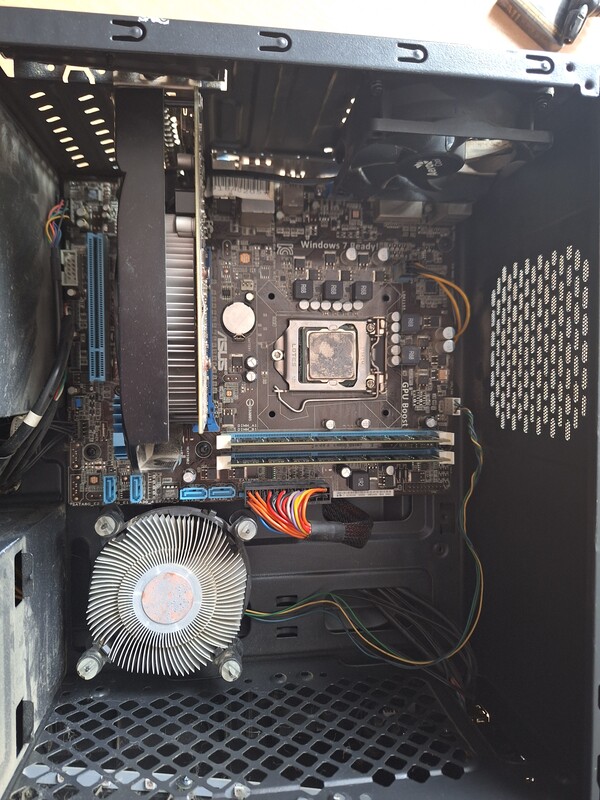 Elbląg Oddam PC za kawe 2x 8gb ram ddr3 procek i5 wady takie ze przy procku sa powyginane piny i uchyt do chlodzenia
