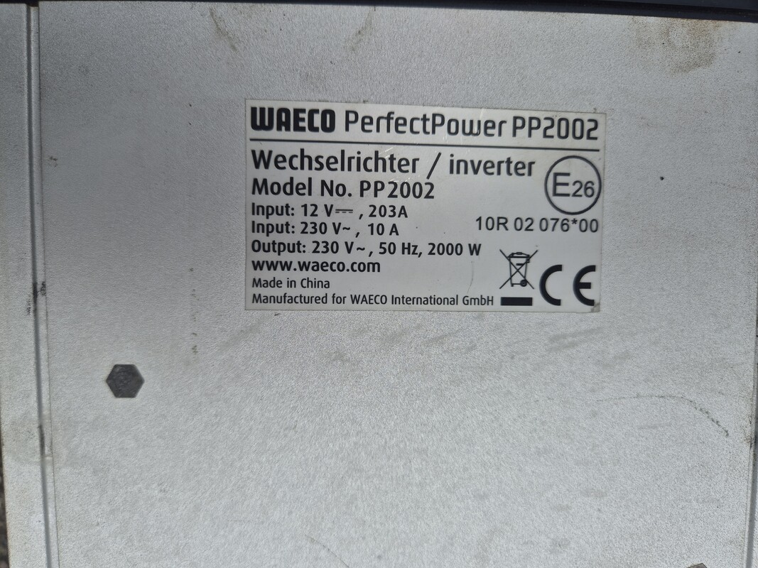 Elbląg Przetwornica napięcia Waeco PerfectPower PP2002 12V / 230V 2000W