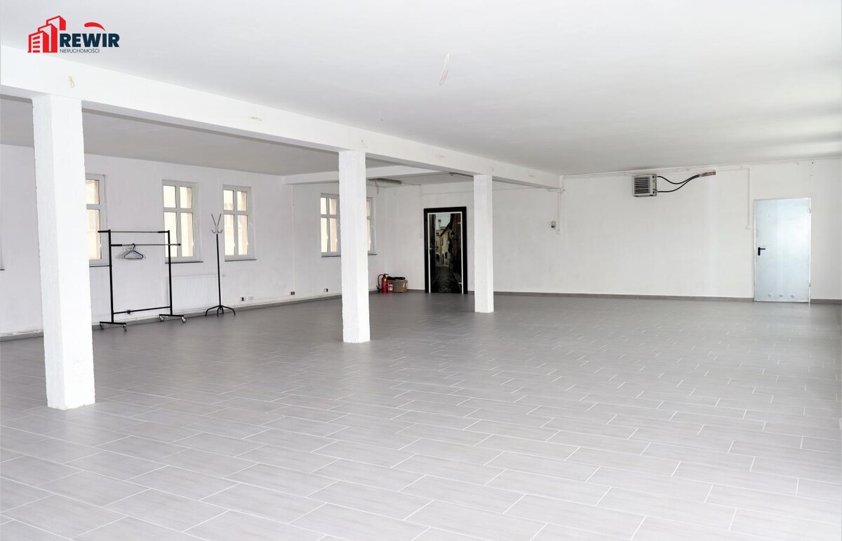 Elbląg RewiR NieruchomościWybierz Swój❤️Wymarzony RewiR Prezentujemy Państwu lokal użytkowy o