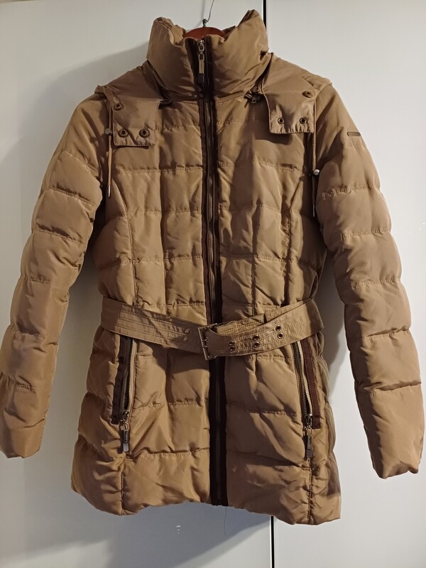 Elbląg NOWA karmelową kurtka zimowa firmy ESPRIT rozmiar 36 odpinany kaptur z paskiem