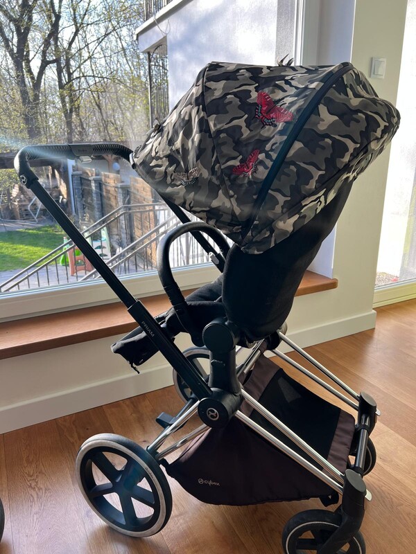 Elbląg Sprzedam oryginalny wózek Cybex Priam Butterfly 2w1 w skład którego wchodzą: gondola spacerówka stelaż