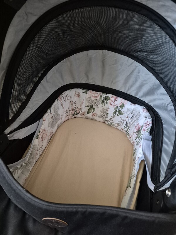 Elbląg WÓZEK LIONELO AMBER 3W1 + BAZA ISOFIX