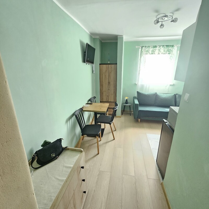 Elbląg DOM NIERUCHOMOŚCIOFERUJEMY NA SPRZEDAŻMIESZKANIE 2 POKOJOWEPow. 28,8 m2Osiedle ZawadaKUP