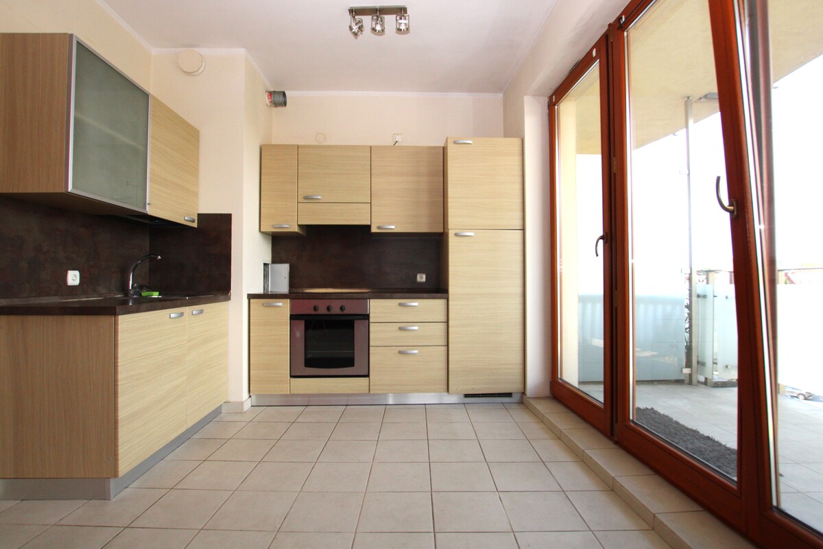 Elbląg NIERUCHOMOŚCI ANNA KRASZEWSKA DO WYNAJĘCIA Mieszkanie dwupokojowe w apartamentowcu, w centrum