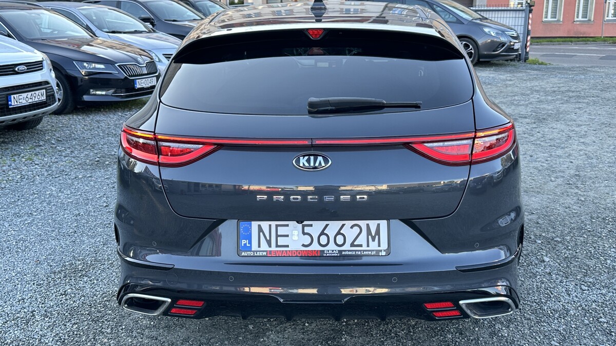 Elbląg Auto Leew LEWANDOWSKI Kupujemy i Sprzedajemy tylko dobre auta Za auta z Polskiego Salonu Płacimy Najwięcej KIA