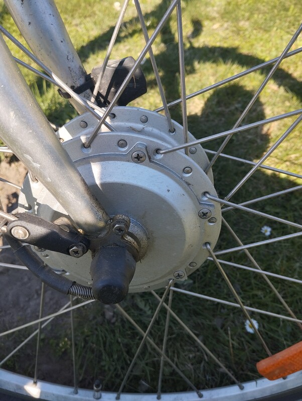 Elbląg Rower City Star ze wspomaganiem elektrycznym
Damka na dużych kołach
Zasilacz w komplecie
Bardzo wygodny
5