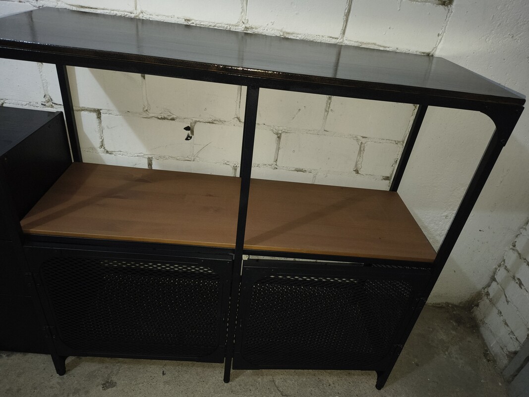 Elbląg Witam. Regał Black meble Ikea wymiary : 100cmx95cm okazjonalnie cena 100 zł ( brak możliwość rezerwacji ).