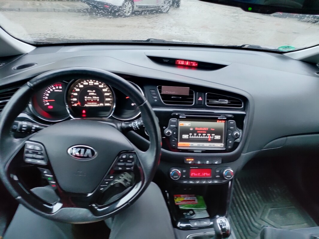 Elbląg Sprzedam kia cee'd 2015r bogate wyposażenie