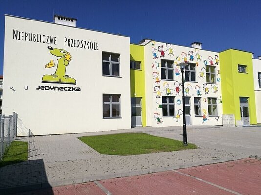 Elbląg Przedszkole Jedyneczka w Elblągu zatrudni: Nauczycielkę edukacji wczesnoszkolnej i przedszkolnej, i Pomoc