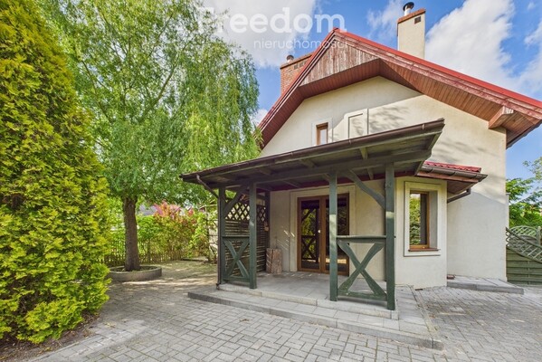 Elbląg FREEDOM NIERUCHOMOŚCISprzedam dom - Morąg, Wrzosowa. Dom o powierzchni 120m2 składa się z dwóch