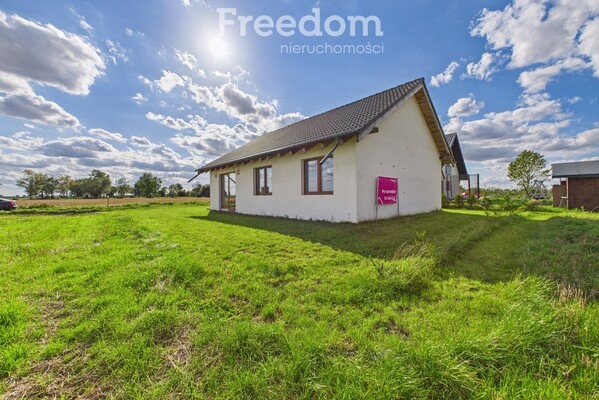 Elbląg FREEDOM NIERUCHOMOŚCISprzedam dom - Orłowo, Żuławska. Oferuję na sprzedaż jednopiętrowy dom wolnostojący
