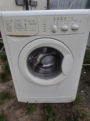 Elbląg Sprzedam pralkę Indesit. .. stan bardzo dobry. .Możliwość transportu po uzgodnieniu. .. posiadam busa. .