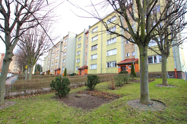 Elbląg NIERUCHOMOŚCI ANNA KRASZEWSKA  3-pokojowe wygodne mieszkanie w bardzo dobrej lokalizacji!Dodatkowo garaż