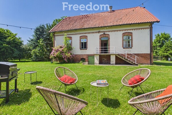 Elbląg FREEDOM NIERUCHOMOŚCISprzedam dom - Krynica morska. Poszukujesz wyjątkowej nieruchomości z dala od zgiełku i