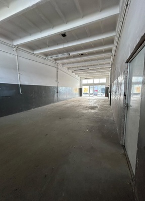 Elbląg Wynajmę powierzchnie handlową, magazynową 107m2