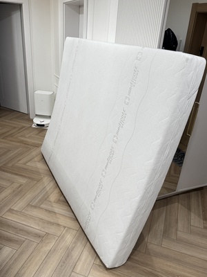 Elbląg Sprzedam materac polskiego producenta, bardzo dobra jakosc. Bez wgnieceń, zniszczeń. Niezapadający się. 2