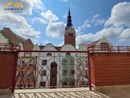 Elbląg WIŚNIEWSCY NIERUCHOMOŚCI Sp. z o.o.Wynajmę mieszkanie - Elbląg, Bednarska. Oferta
Mieszkanie dwupoziomowe