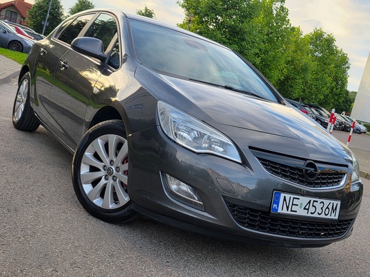 Elbląg Opel Astra 1.4 BenzHatchback 5DrzwiNavi Kamera Tablet PDCZAREJESTROWANY&nbsp; 