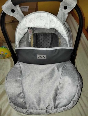 Elbląg Sprzedam wózek 3w1 ( Gondola, Spacerówka, nosidełko z adapterami, folia, torba oraz wszystkie nakrycia na