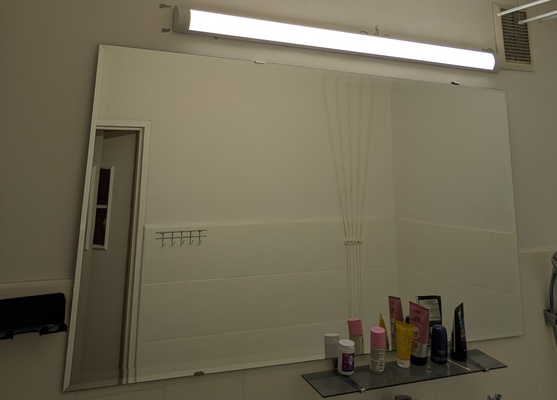 Elbląg Sprzedam lustro fazowane 6 mm o wymiarach 140x80 w bardzo dobrym stanie