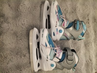 Elbląg SPRZEDAM ŁYZWY DZIECIĘCE ROZMIAR 30-33&nbsp; &nbsp; 